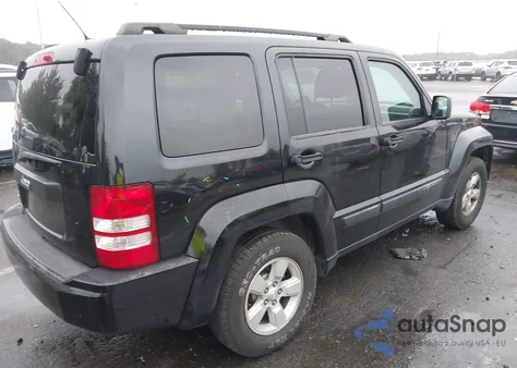 2010 Jeep Liberty Sport z USA, uszkodzony, nr VIN 1J4PN2GK3AW170817